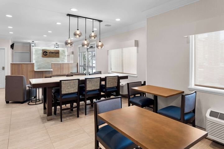 Hotel Interior 14 of 65