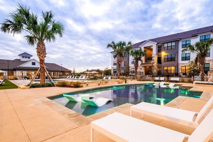 Landing Apartments Pflugerville