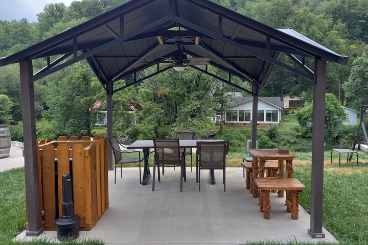 The Carter Lodge on the River