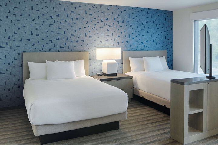 Room 10 of 50