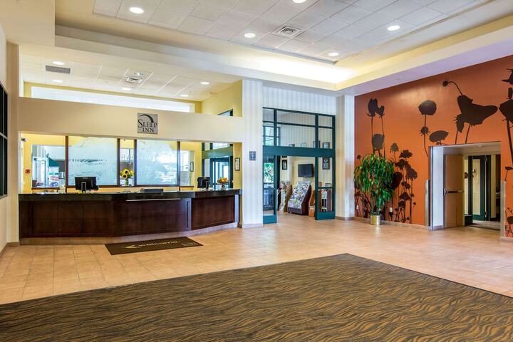Hotel Interior 11 of 42