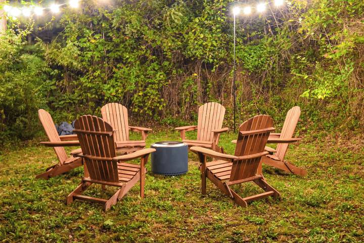 Campton Cottage w / Hot Tub Near Hiking + Climbing