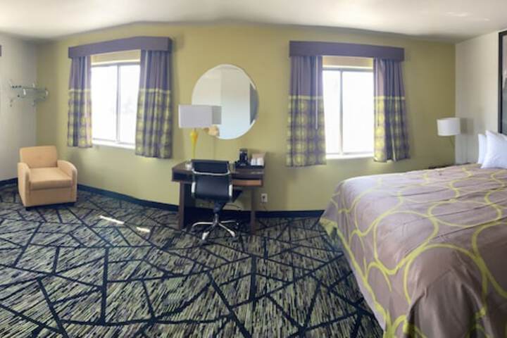 Room 17 of 22