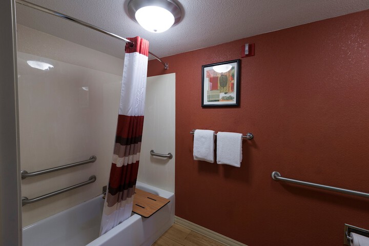 Room 21 of 24