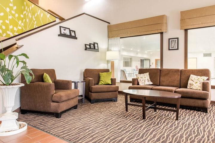 Hotel Interior 10 of 59