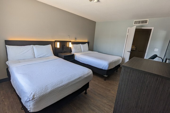 Room 41 of 64