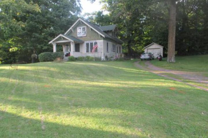 The Charming Lucky Cottage