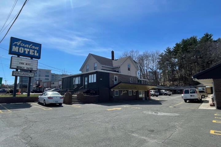 Avalon Motel