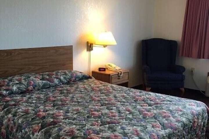 Room 19 of 23