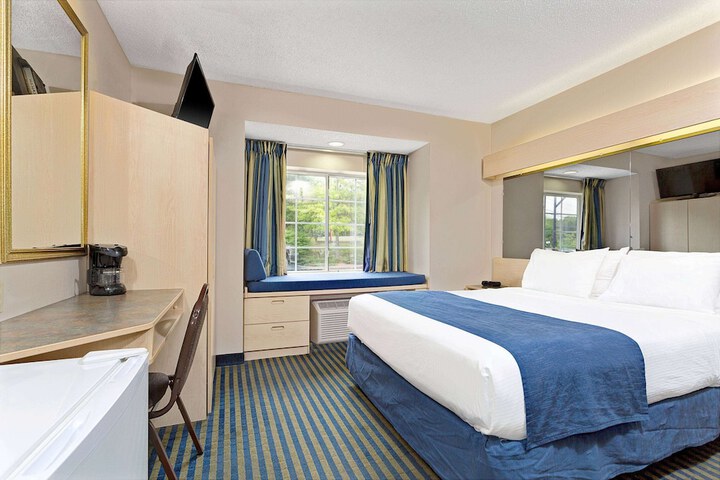 Microtel Inn & Suites by Wyndham Florence / Cincinnati Airport