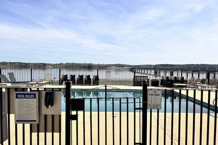 Pool 14 of 129