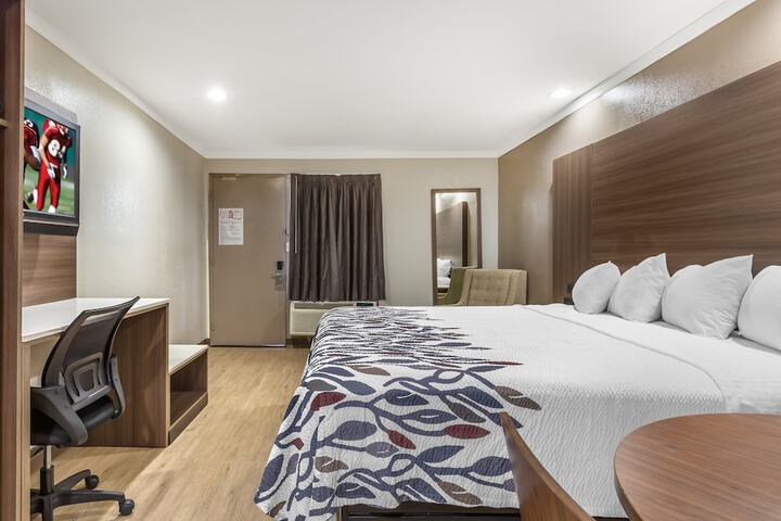 Room 29 of 44