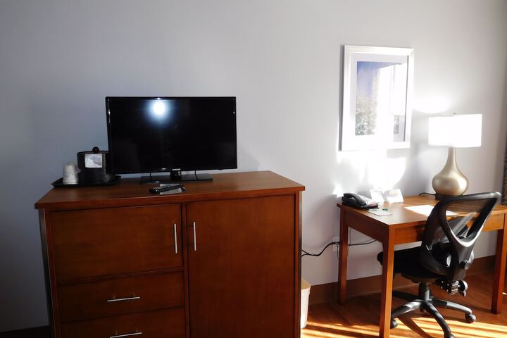 Room 51 of 90
