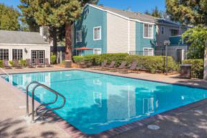 Global Luxury Suites in Downtown San Ramon