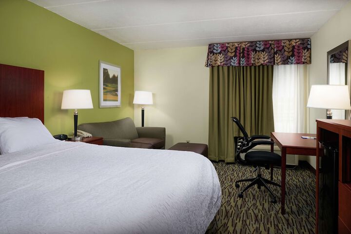 Room 18 of 23