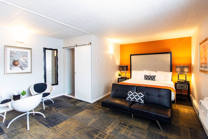Room 39 of 49