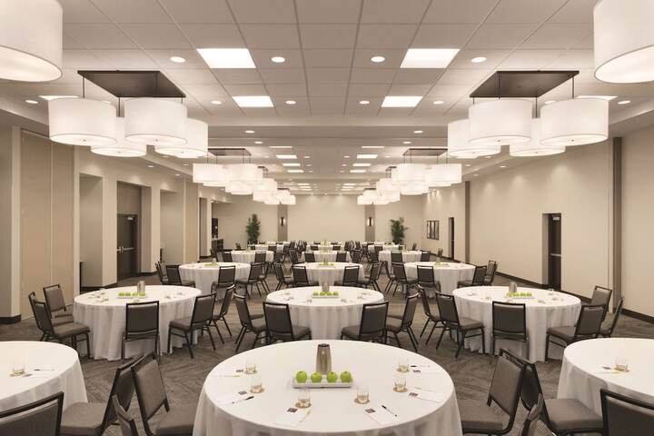 Hyatt Place Chicago / OHare Airport
