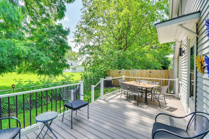 Sodus Point Home - Walkable to Beach!