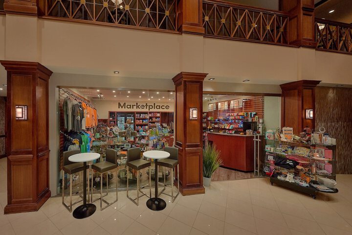 Crowne Plaza Knoxville Downtown University by IHG