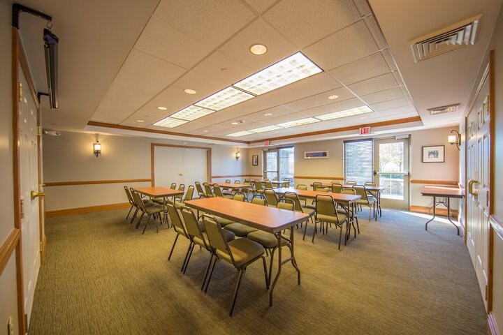 Country Inn & Suites by Radisson Portage, IN