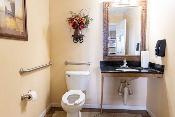 Quality Inn Carrollton Medical Center
