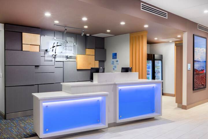 Holiday Inn Express & Suites Prosser - Yakima Valley Wine by IHG