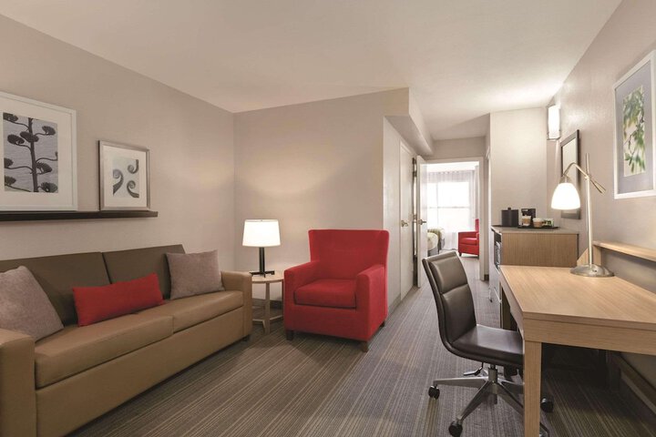 Room 12 of 17