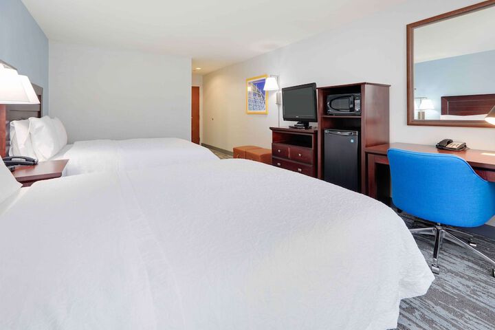 Room 9 of 38