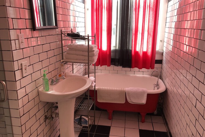 Room 55 of 79
