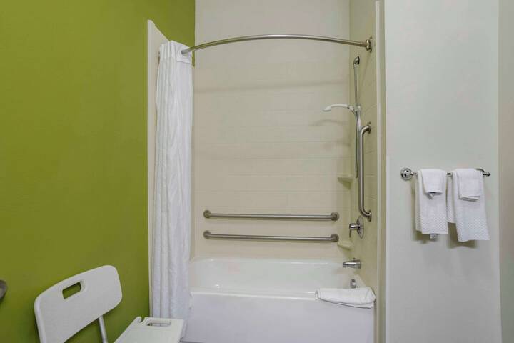 Sleep Inn & Suites Cave City