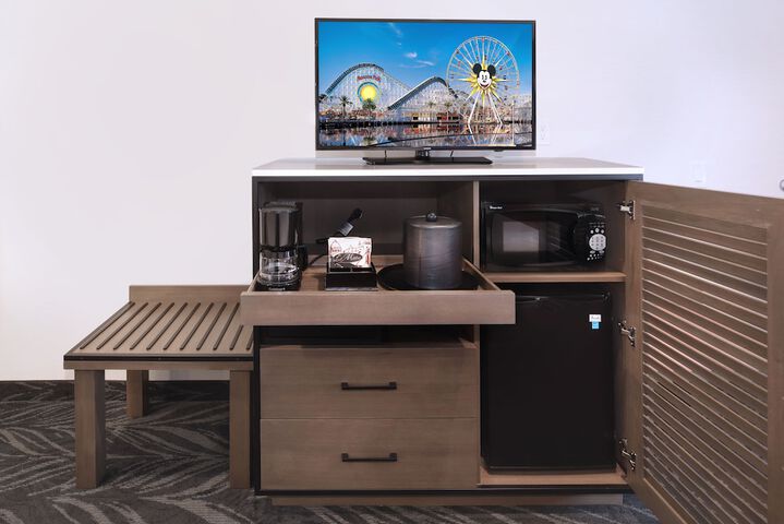 Room 17 of 25