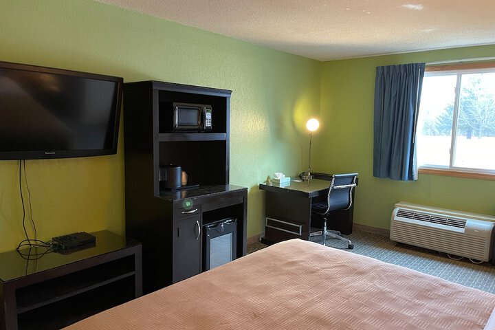 Room 27 of 42