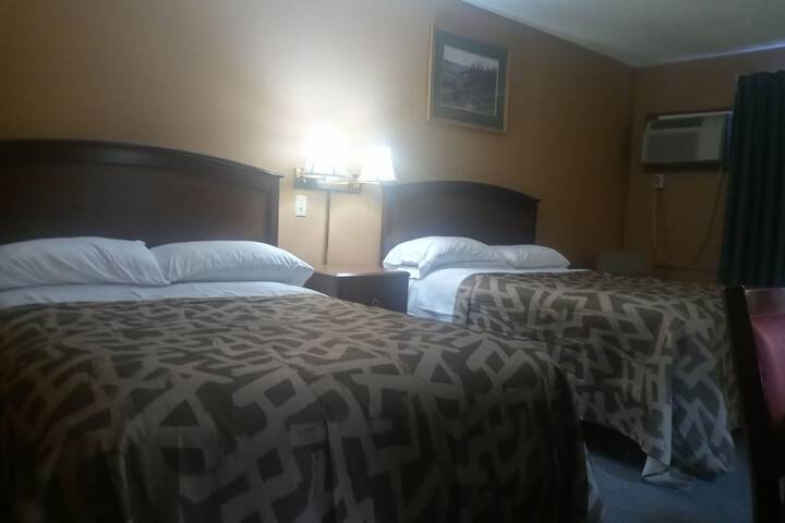 Roseau Motel