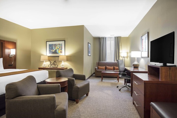Room 40 of 80