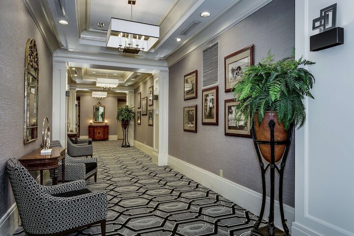 Hampton Inn & Suites Mobile- Downtown Historic District