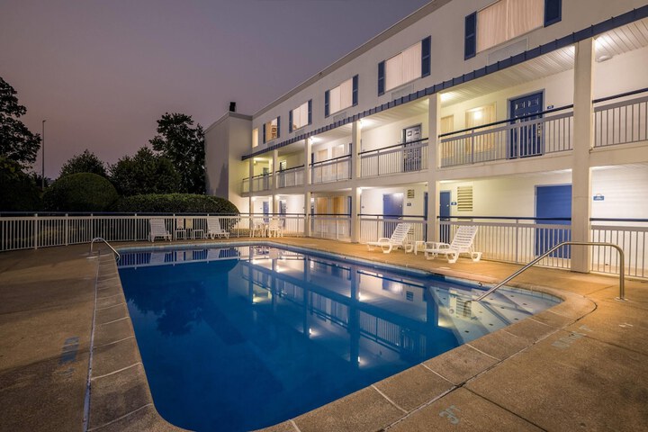 Days Inn by Wyndham Chattanooga / Hamilton Place