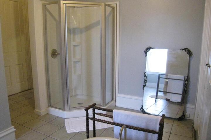 Allegheny Street Bed & Breakfast