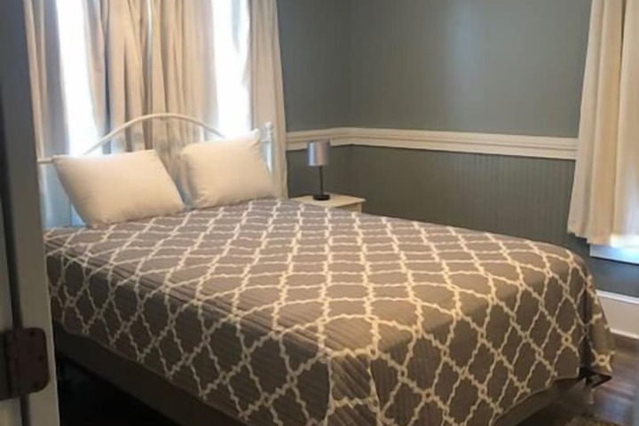 Room 65 of 76