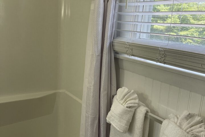 Room 42 of 65