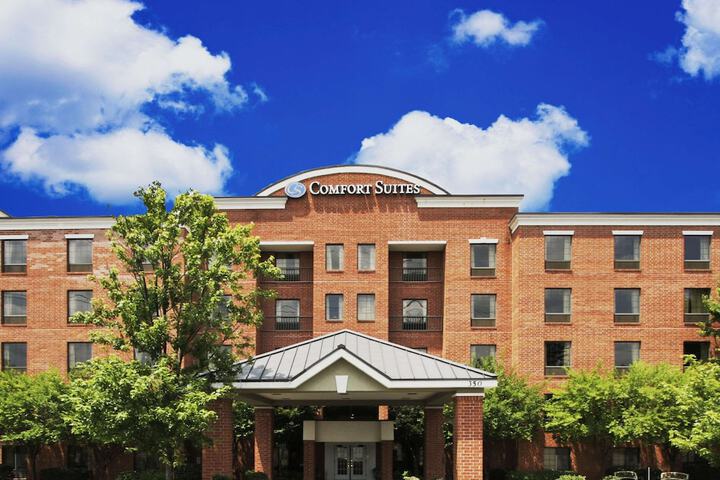 Hotel 4 of 87