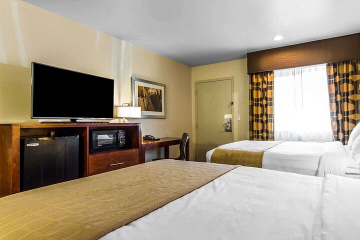 Rodeway Inn