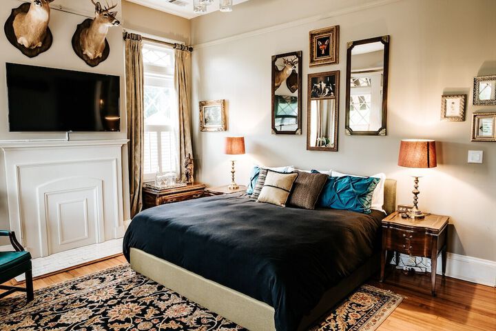 Heritage House Bed & Breakfast - Boutique Adults-Only Inn
