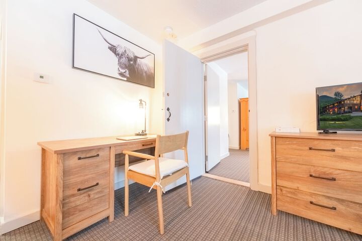 Room 25 of 70