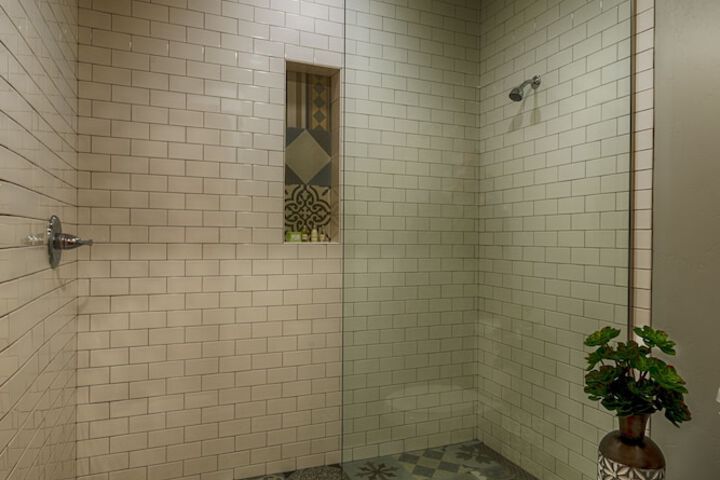 Room 19 of 27