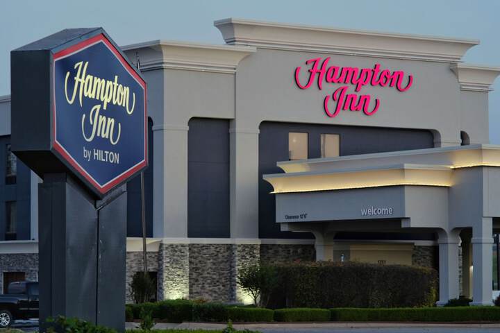 Hotel 8 of 58