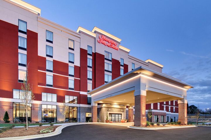 Hotel 5 of 69
