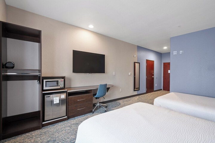 Garner Hotel Gonzales by IHG