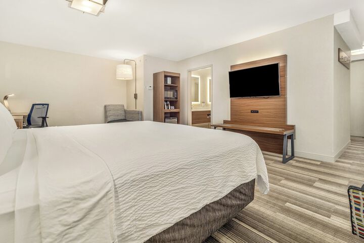 Room 292 of 348