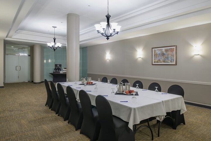 Delta Hotels by Marriott Regina