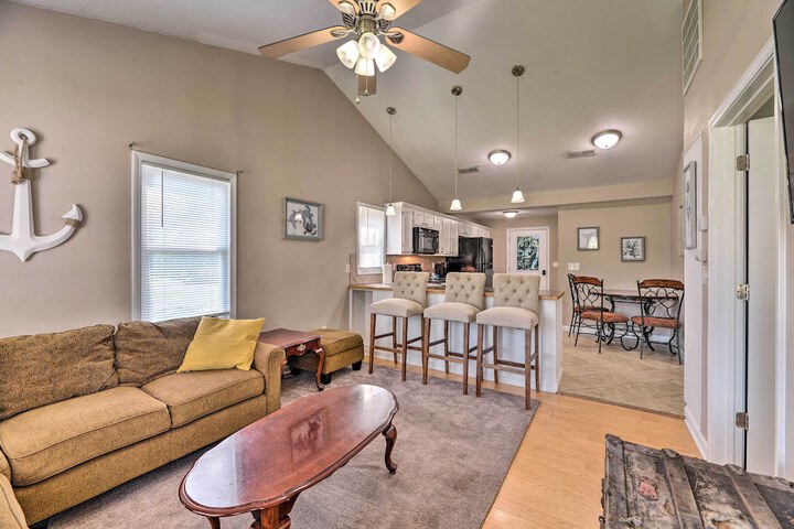 Cozy Pantego Cottage 5 Miles to Belhaven!